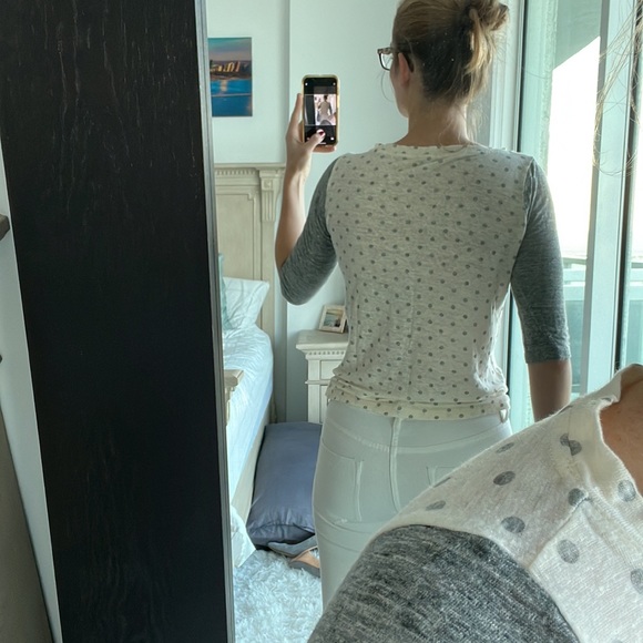 J. Crew size small cream and grey polka dot baseball fit tee 100% linen tee - Picture 2 of 5